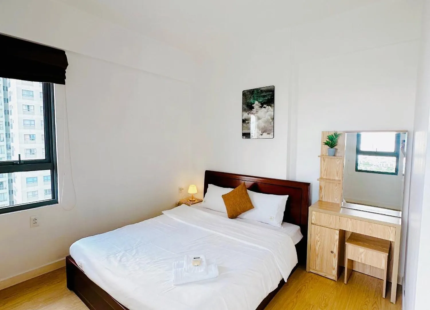 Apartment Masteri Thao Dien - 2 Bedroom Sunset View With Pool Gym Bbq - District 2 Ho Chi Minh City